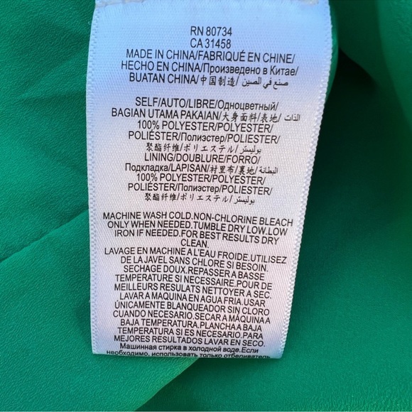 Bcbgmaxazria shift sheath cold shoulder dress - Picture 5 of 5